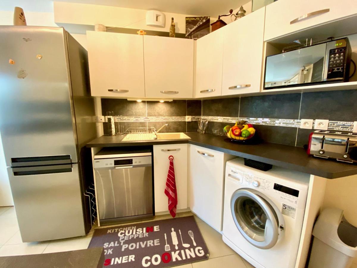 Le Neptune, Appartement Avec Parking Et Jardin Proche Universite Caen Kültér fotó